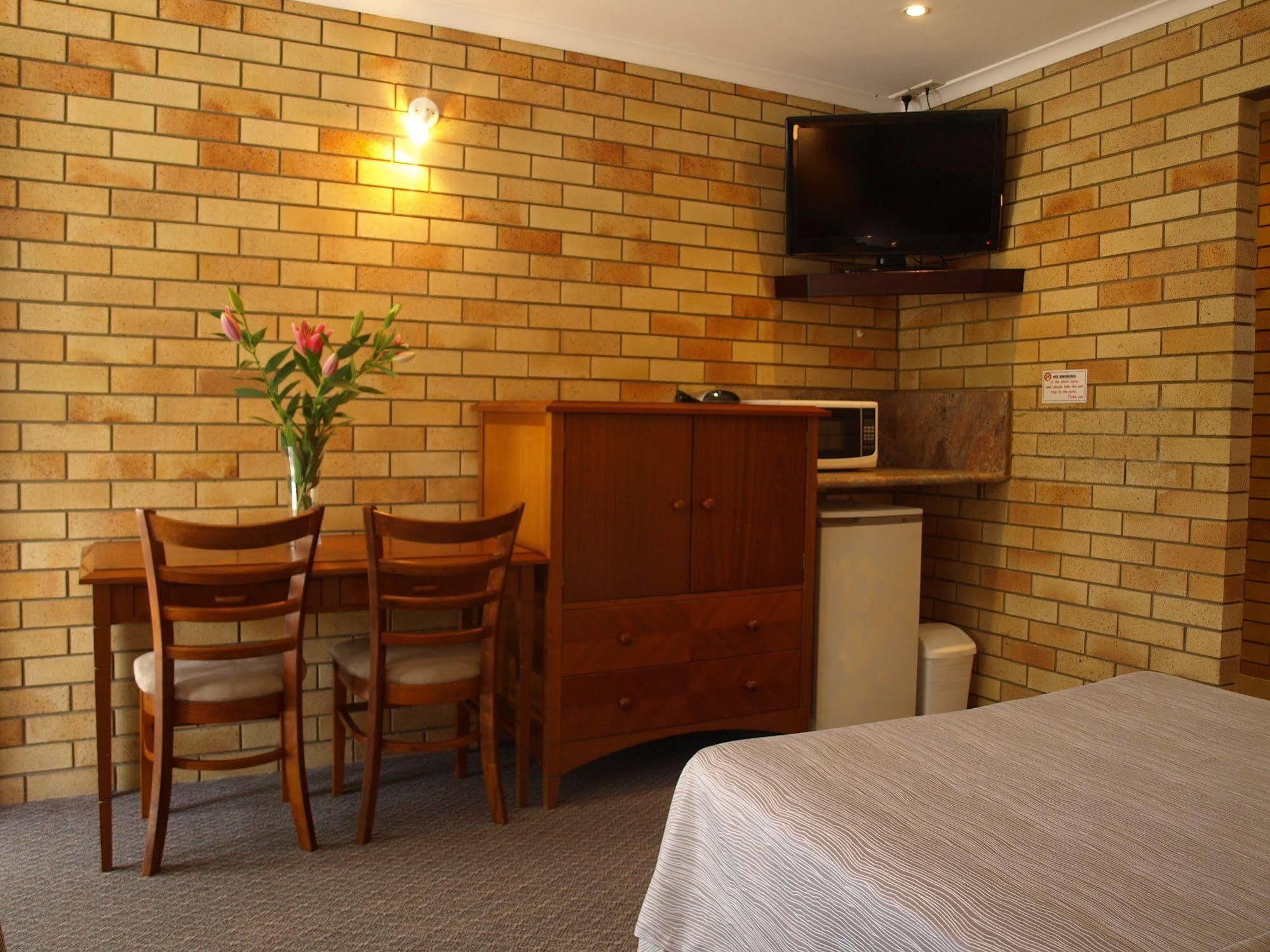 Pacific Paradise Airport Motel Экстерьер фото